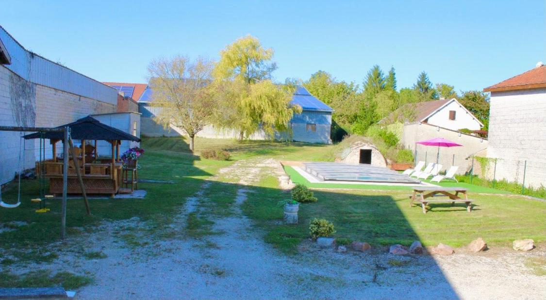 Chambres D'Hotes Aux Portes Des Tumuli Bussy-le-Château Exterior foto